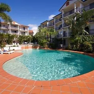 Blue Water Bay Villas Aparthotel Gold Coast